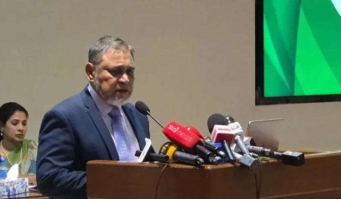 নির্বাচন আয়োজনে গুরুদায়িত্ব পালনে ব্যর্থতার অবকাশ নেই : সিইসি